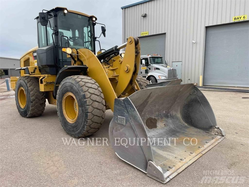 CAT 930M FC Naudoti ratiniai krautuvai