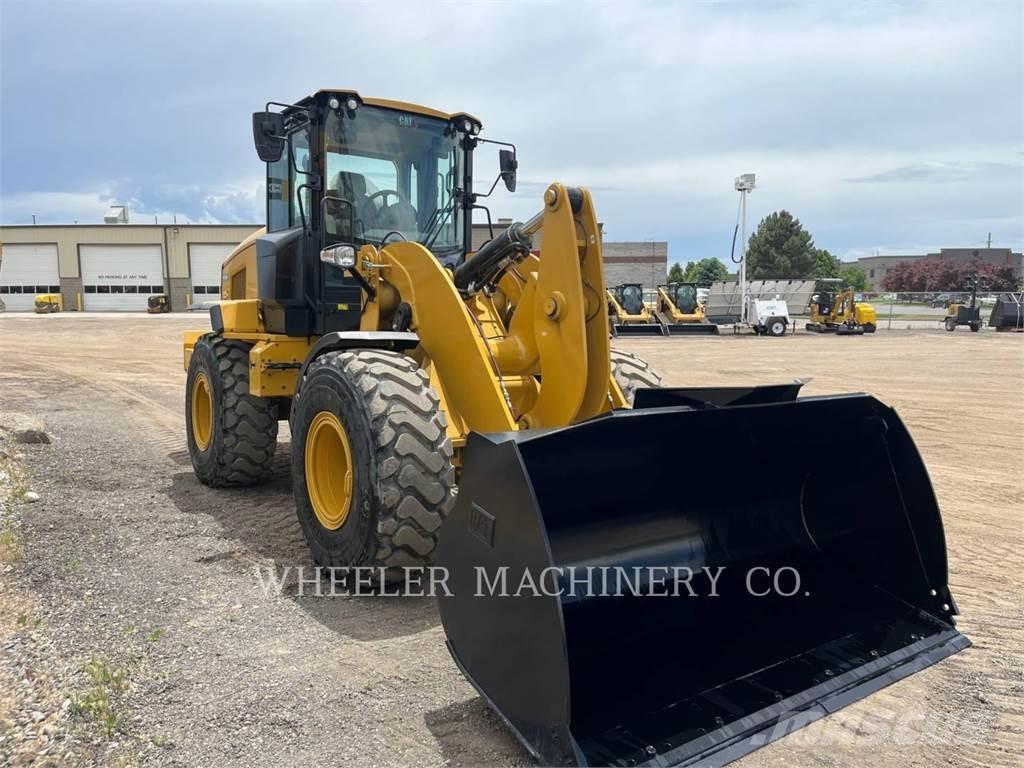 CAT 930M QC Naudoti ratiniai krautuvai