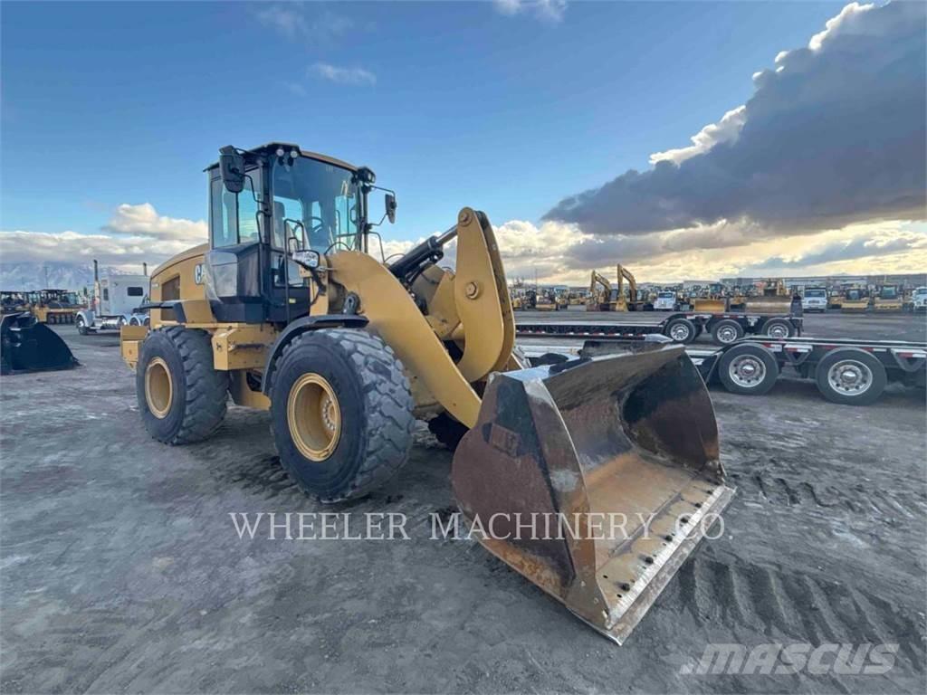 CAT 930M QC Naudoti ratiniai krautuvai