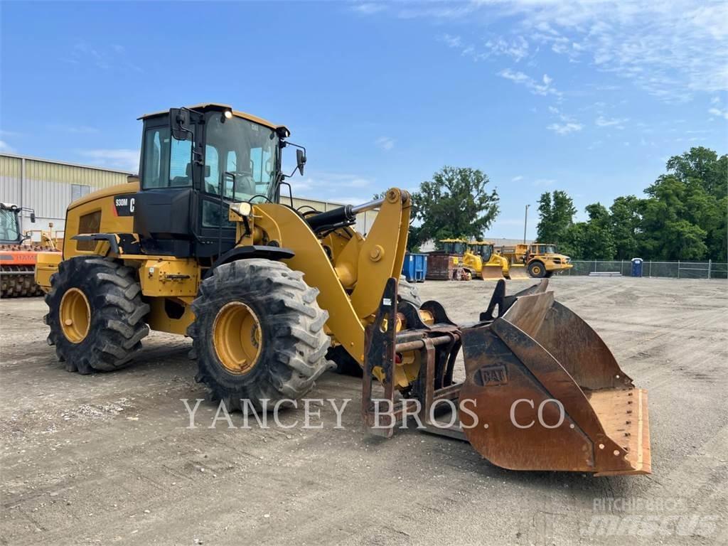 CAT 930M QC Naudoti ratiniai krautuvai