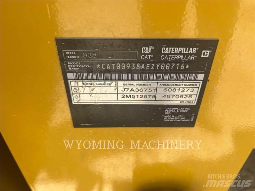 CAT 938 Naudoti ratiniai krautuvai