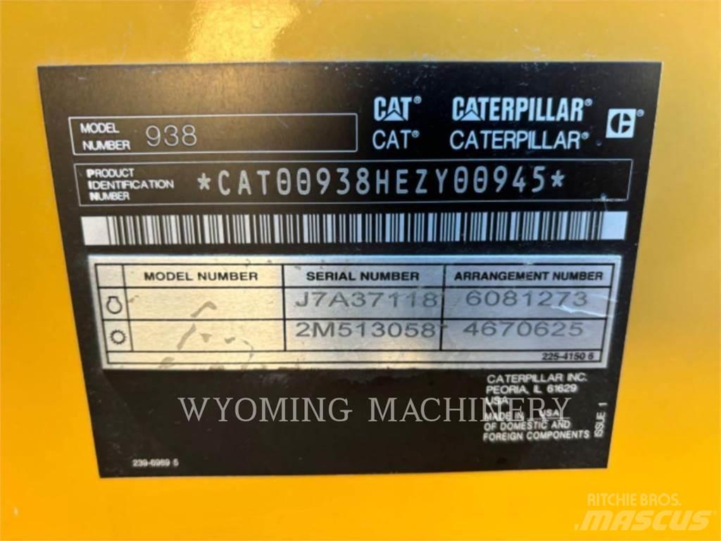 CAT 938 Naudoti ratiniai krautuvai