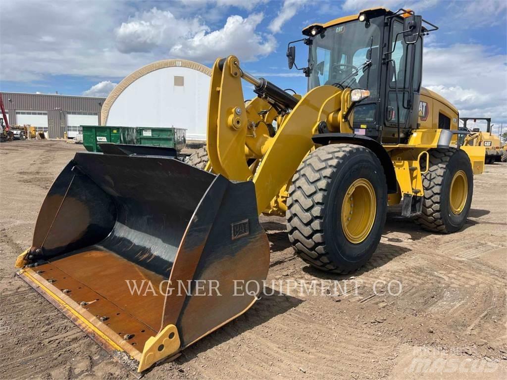CAT 938 Naudoti ratiniai krautuvai