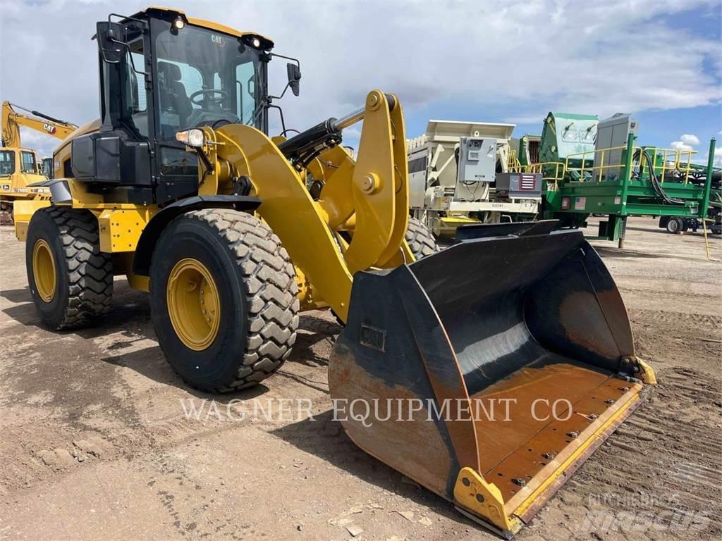 CAT 938 Naudoti ratiniai krautuvai
