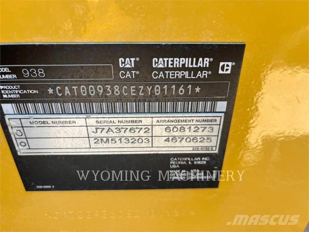 CAT 938 Naudoti ratiniai krautuvai