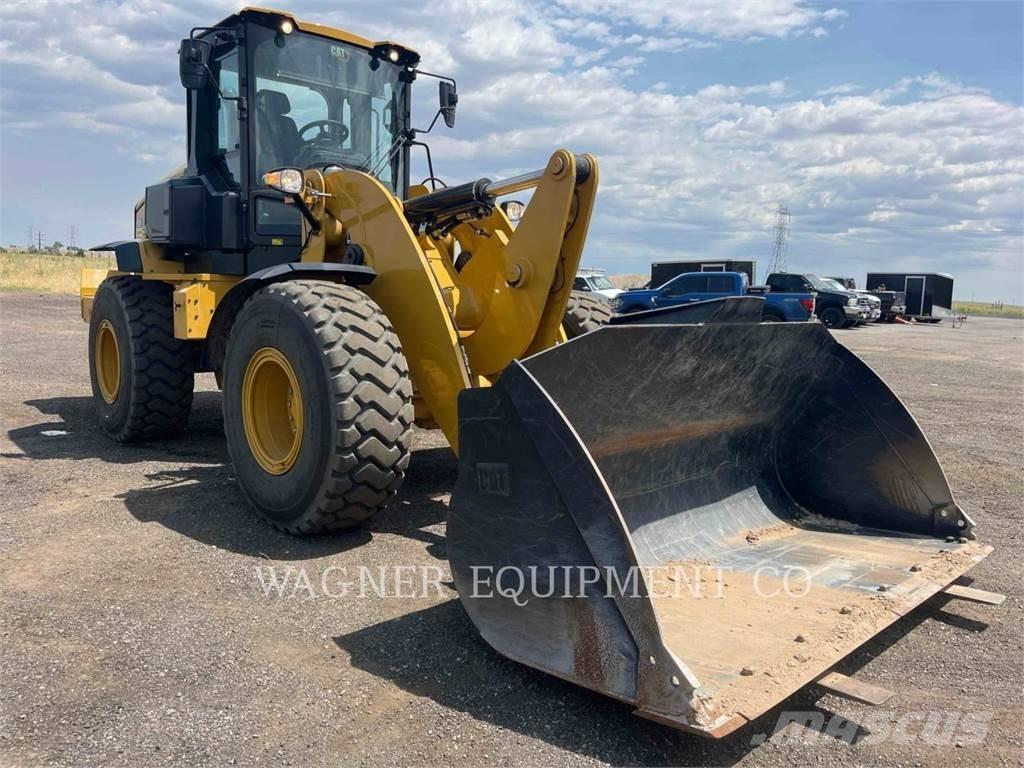 CAT 938 FC Naudoti ratiniai krautuvai