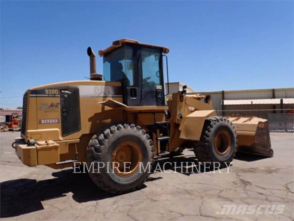 CAT 938G Naudoti ratiniai krautuvai