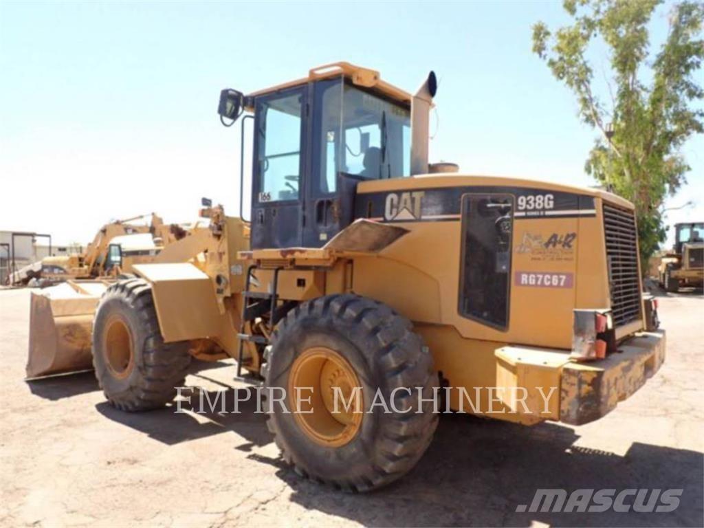 CAT 938G Naudoti ratiniai krautuvai