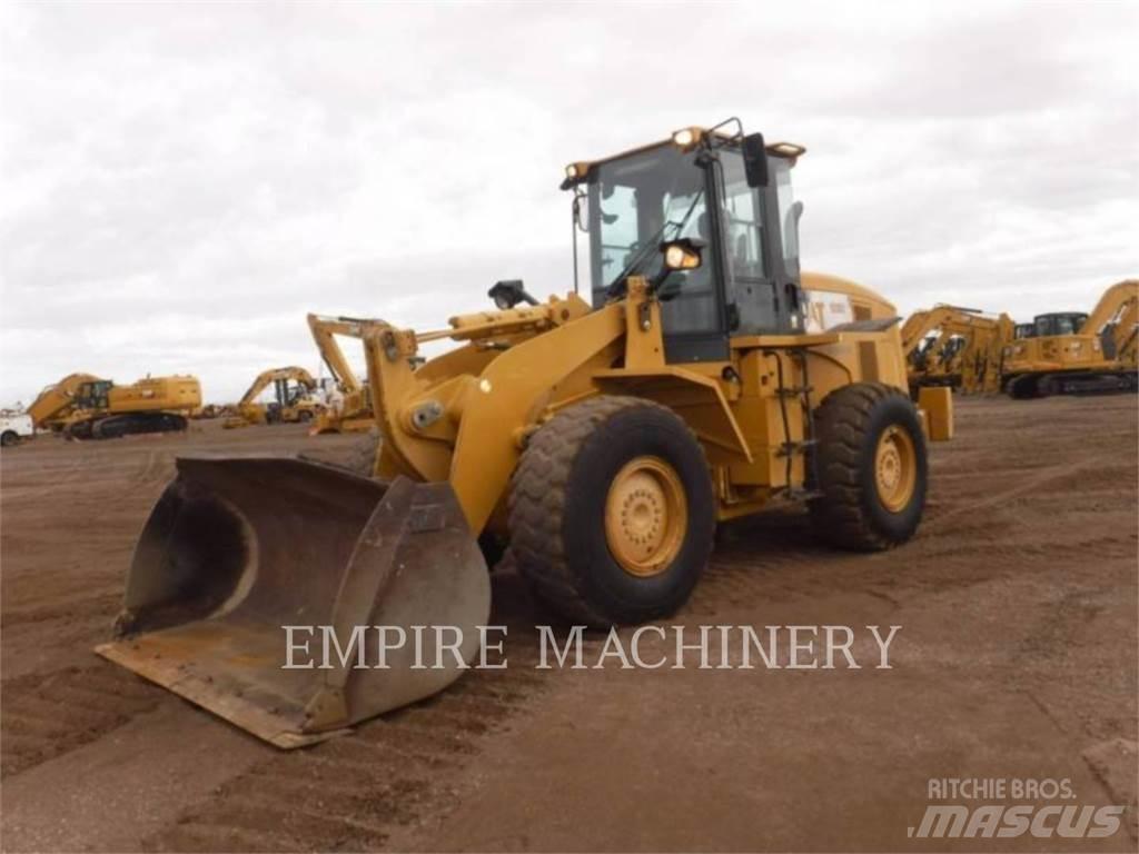 CAT 938H Naudoti ratiniai krautuvai