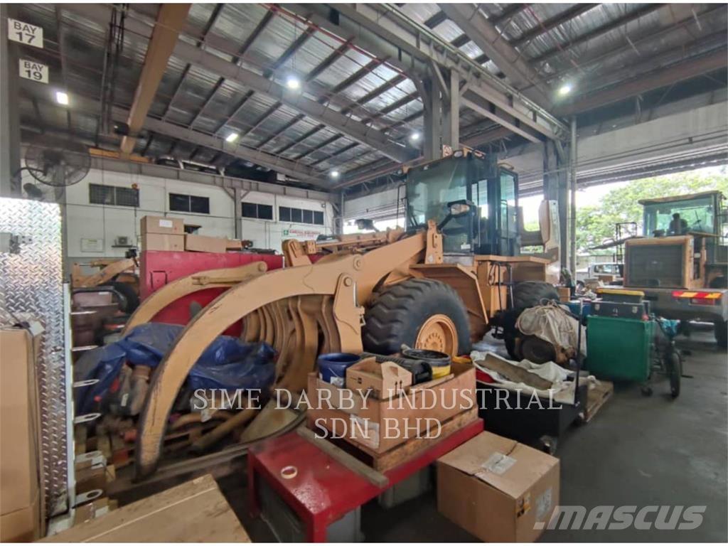 CAT 938H Naudoti ratiniai krautuvai