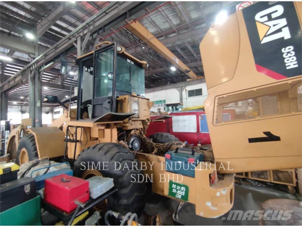 CAT 938H Naudoti ratiniai krautuvai