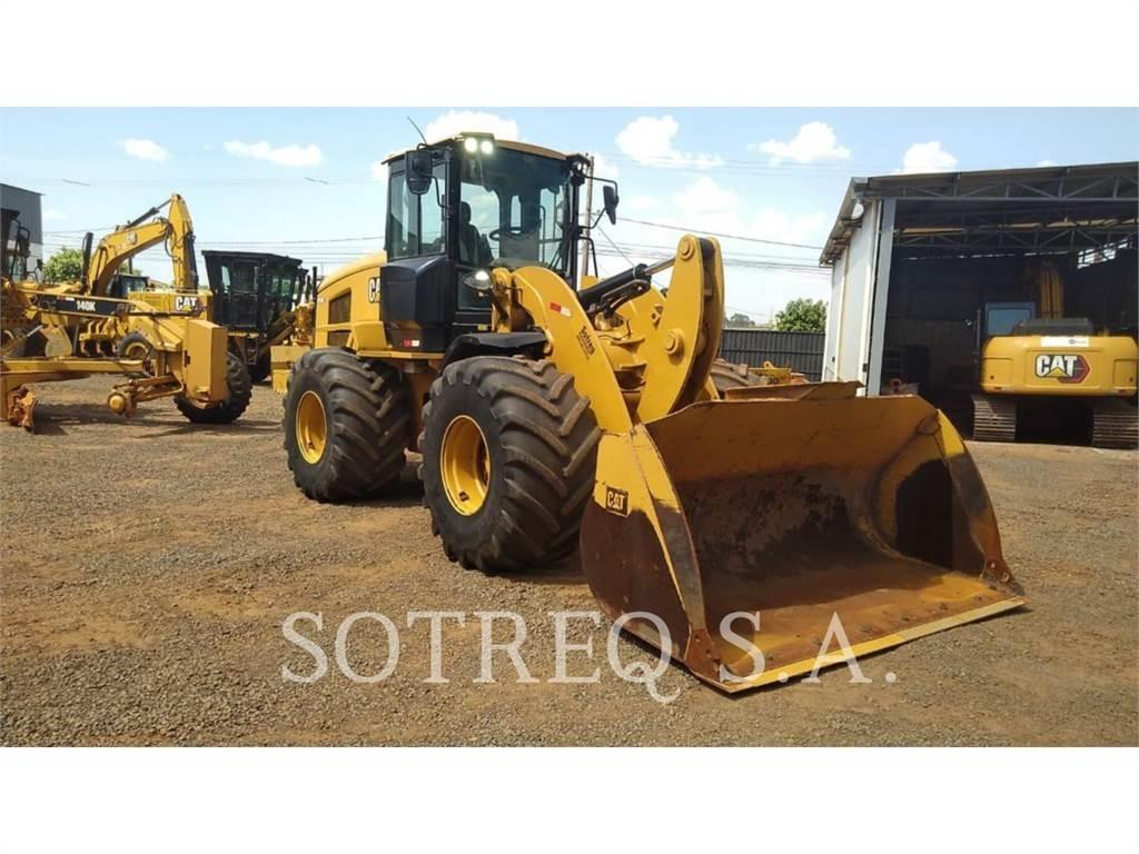 CAT 938K Naudoti ratiniai krautuvai
