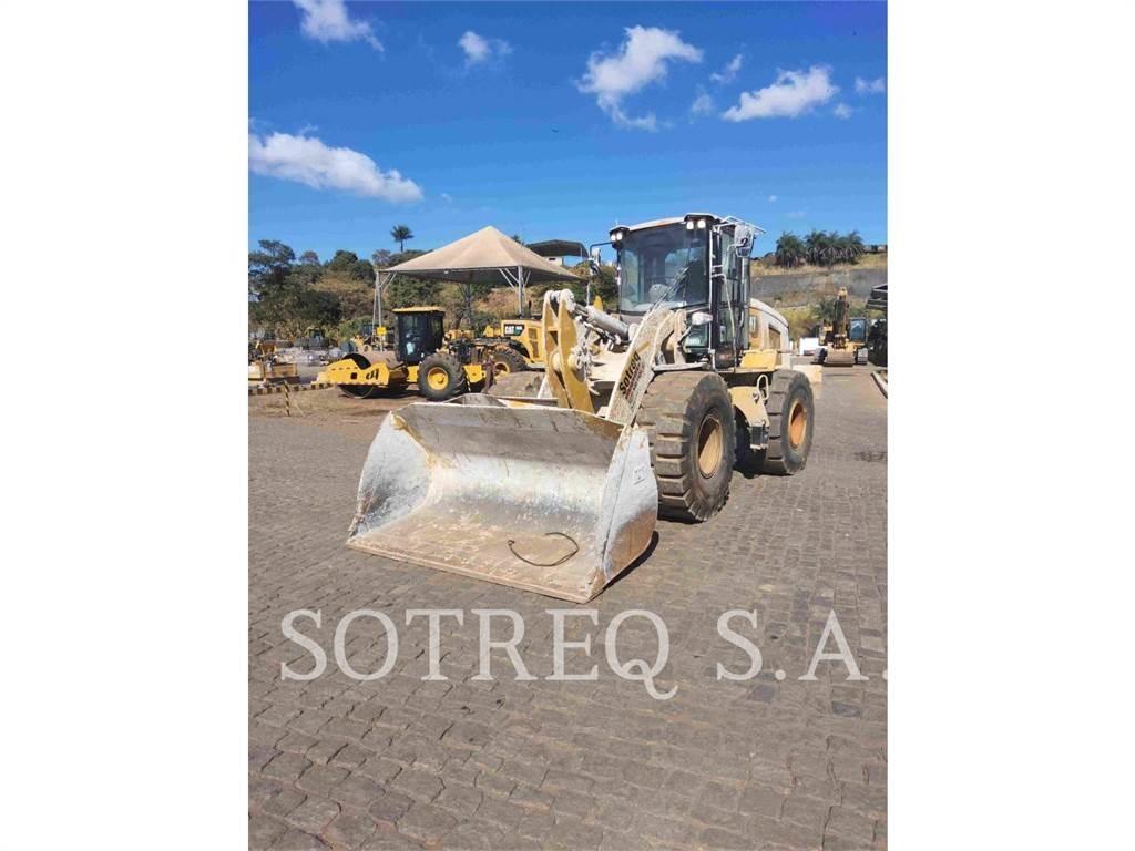 CAT 938K Naudoti ratiniai krautuvai