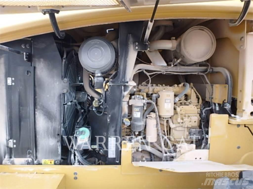 CAT 938K Naudoti ratiniai krautuvai