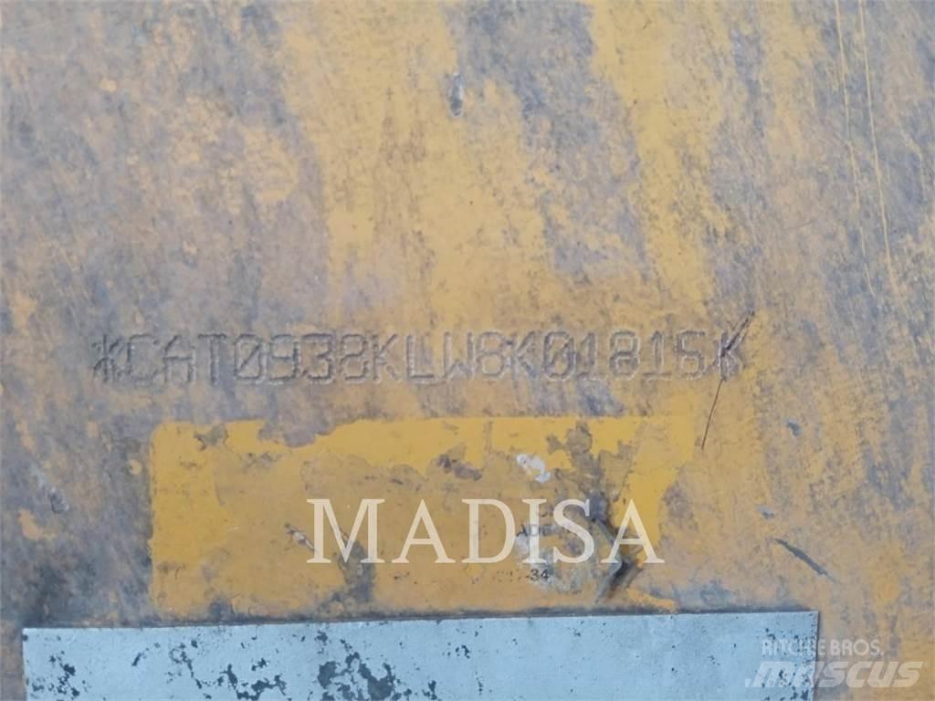 CAT 938K CL2 Naudoti ratiniai krautuvai