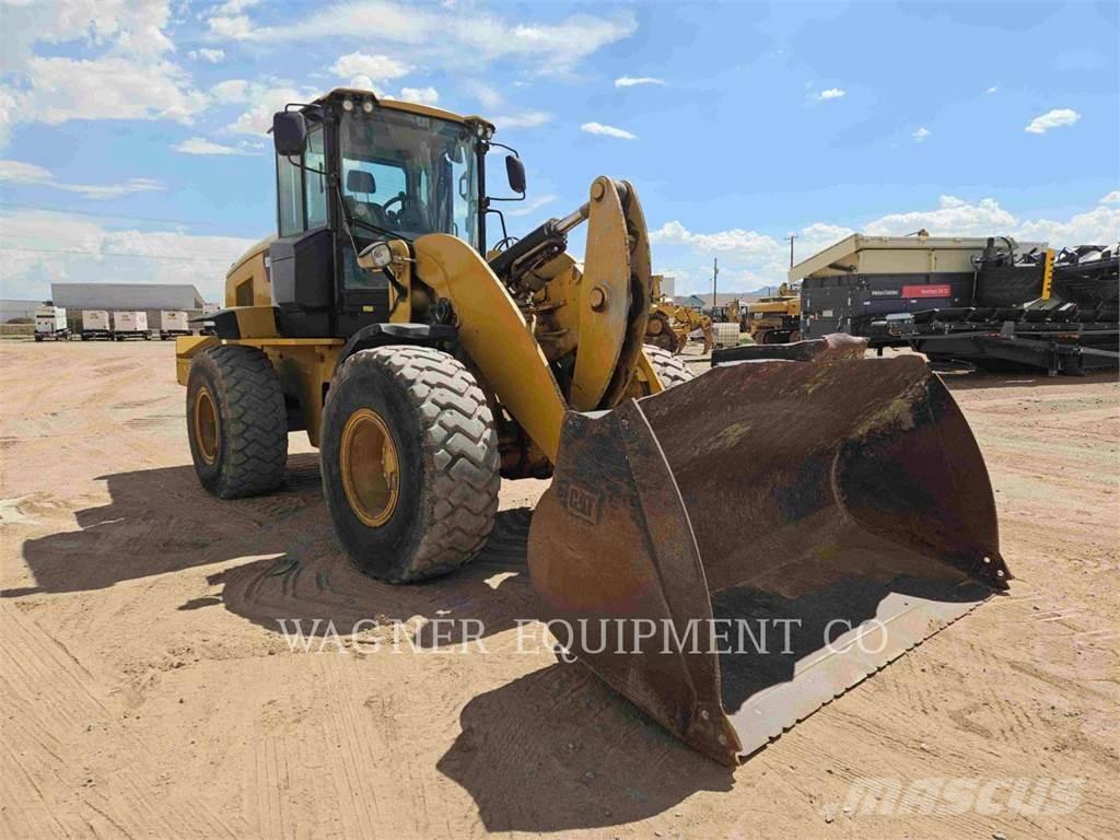 CAT 938K FC Naudoti ratiniai krautuvai