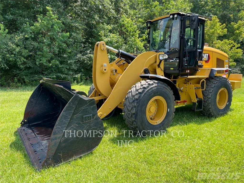 CAT 938M Naudoti ratiniai krautuvai