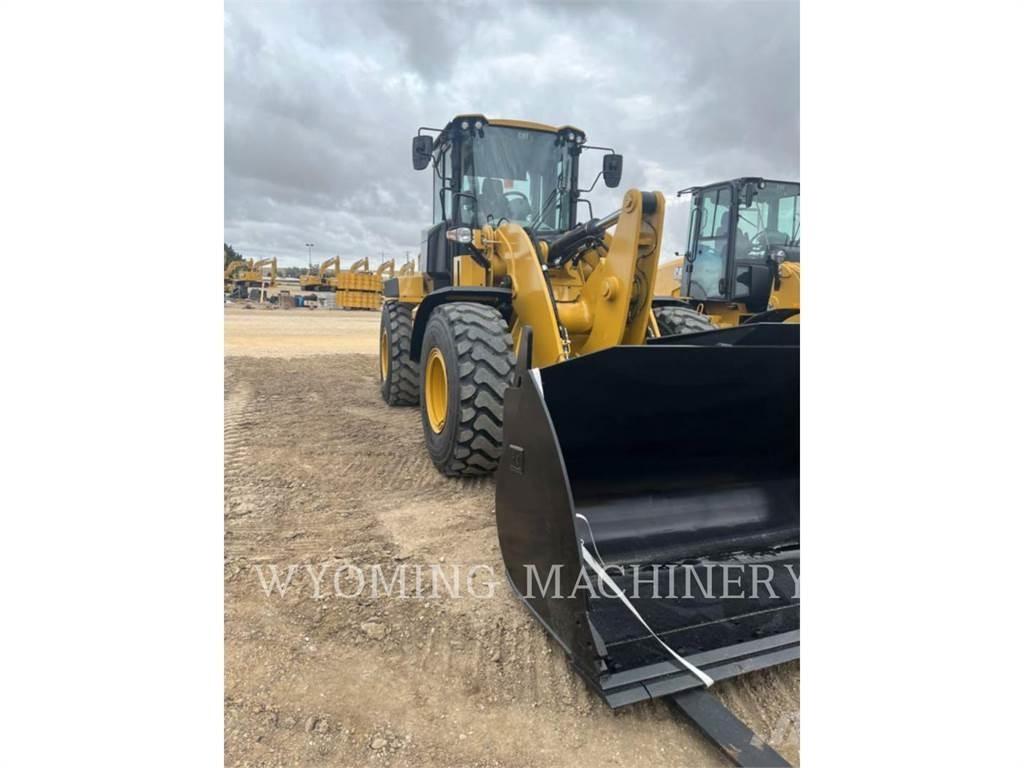 CAT 938M Naudoti ratiniai krautuvai