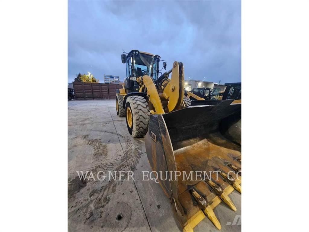 CAT 938M Naudoti ratiniai krautuvai