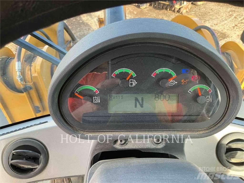 CAT 938M Naudoti ratiniai krautuvai