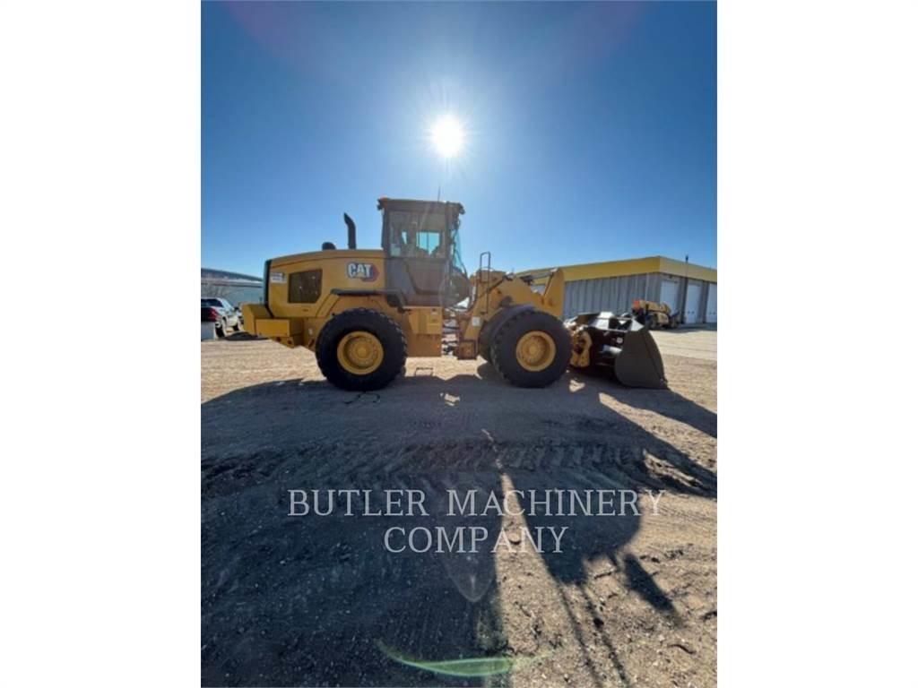 CAT 938M Naudoti ratiniai krautuvai