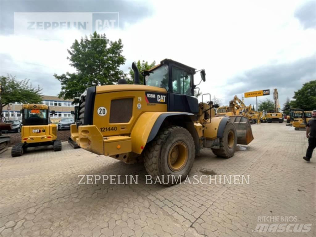 CAT 938M Naudoti ratiniai krautuvai