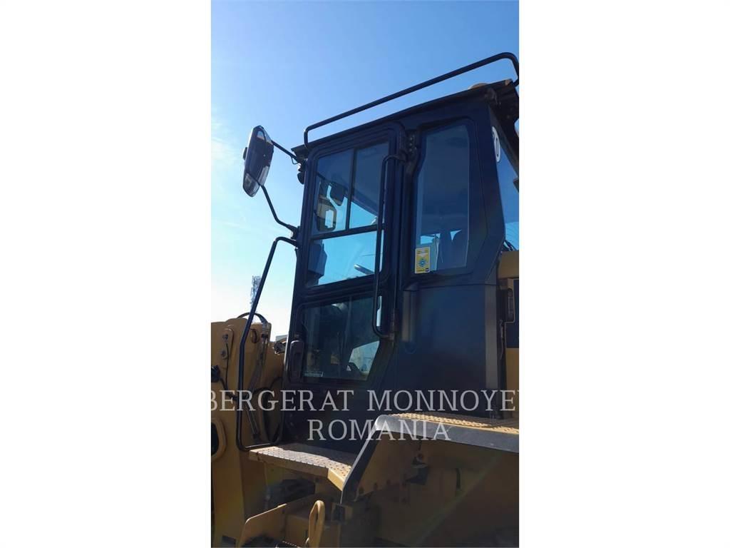 CAT 938M Naudoti ratiniai krautuvai