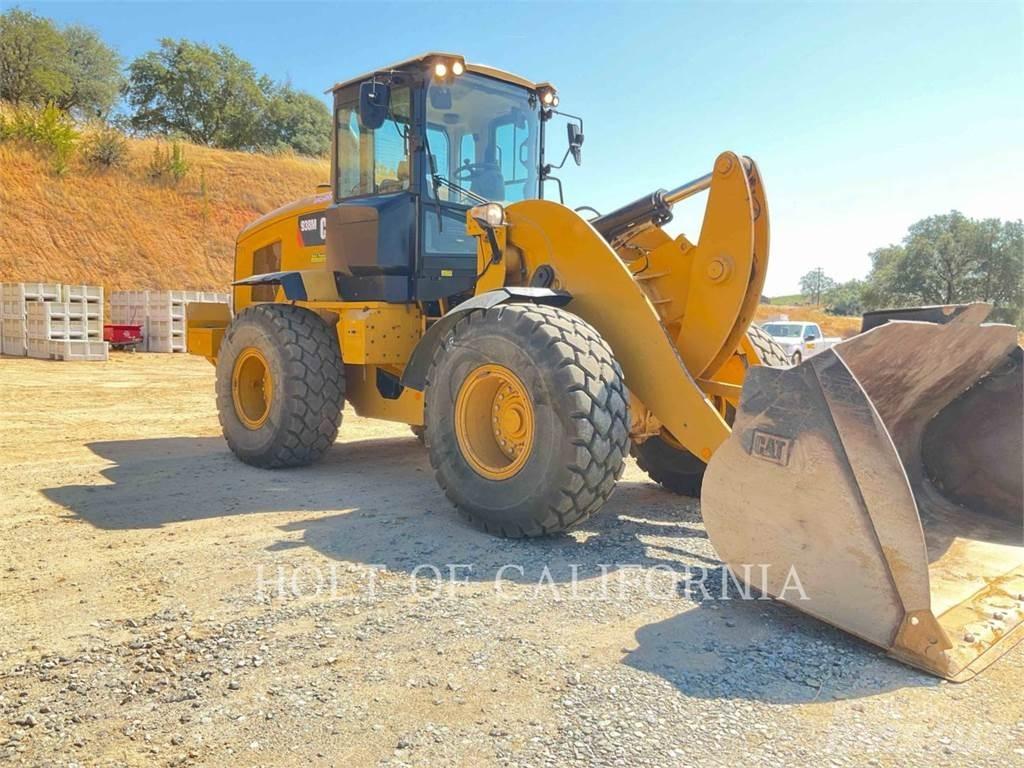CAT 938M Naudoti ratiniai krautuvai