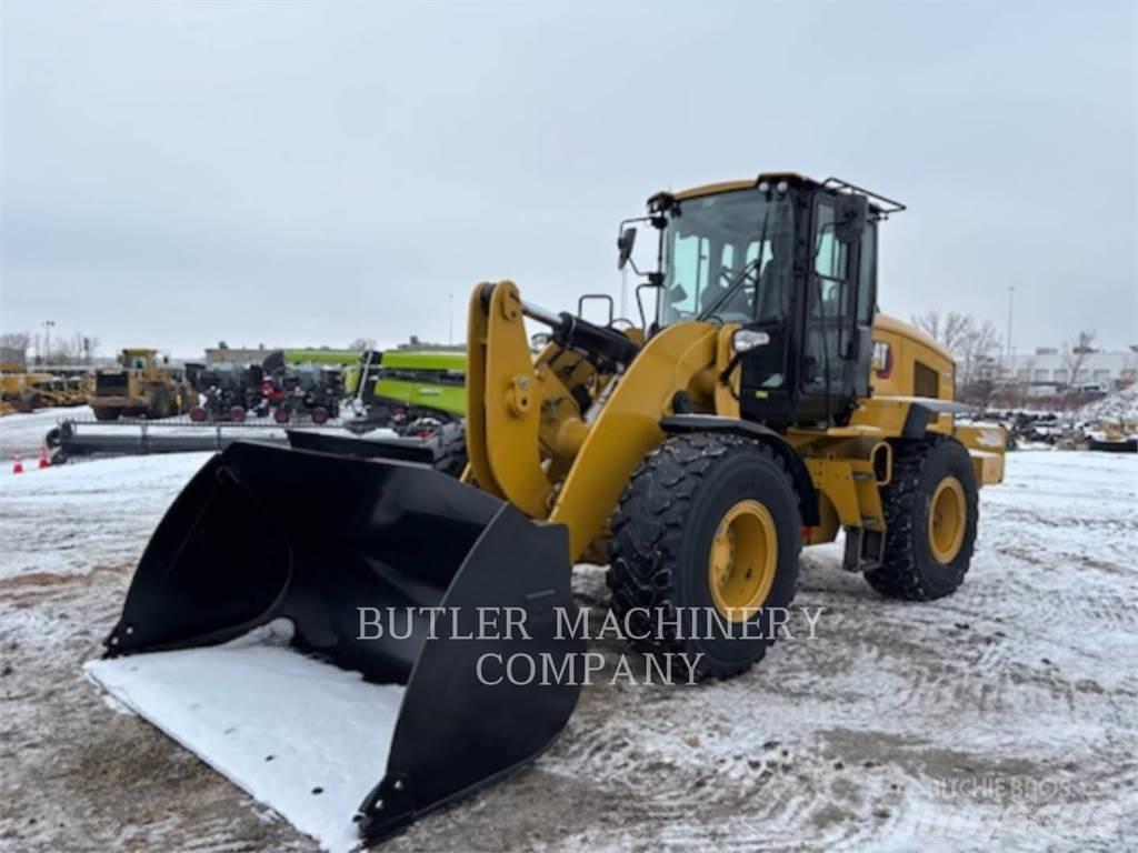 CAT 938M Naudoti ratiniai krautuvai