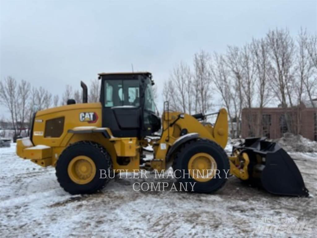 CAT 938M Naudoti ratiniai krautuvai