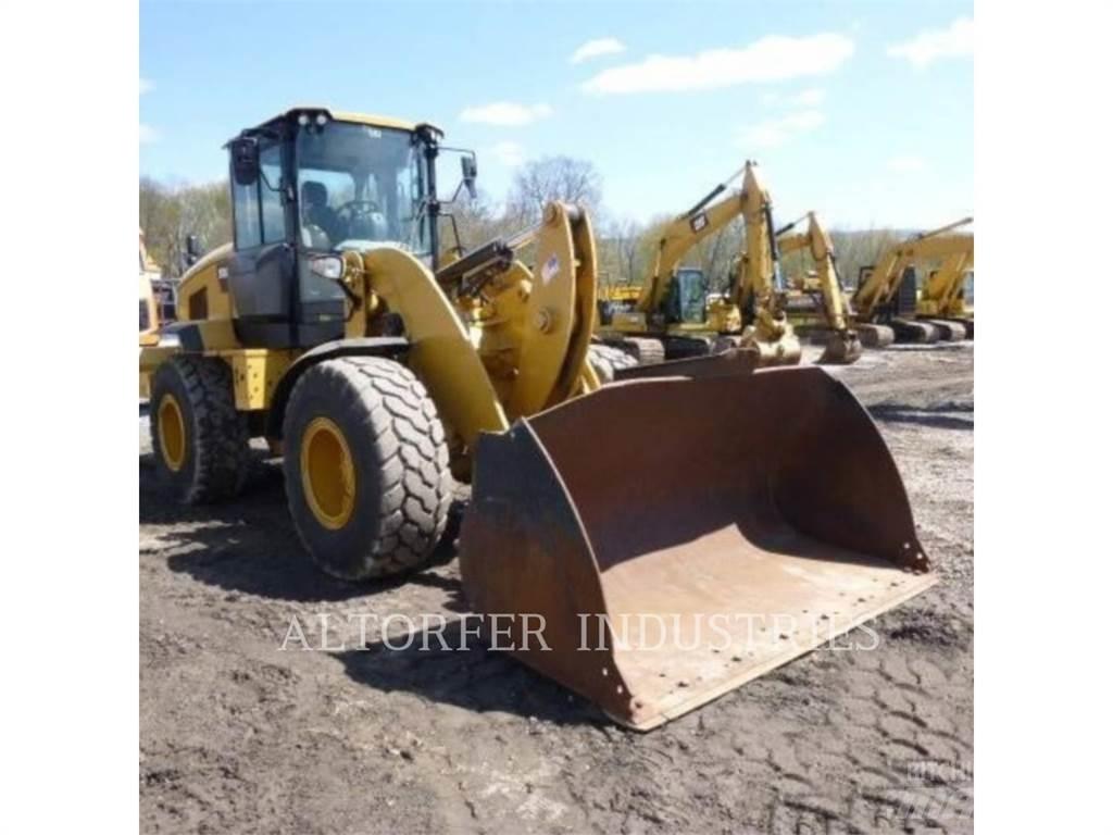 CAT 938M Naudoti ratiniai krautuvai