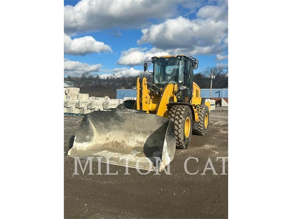 CAT 938M Naudoti ratiniai krautuvai