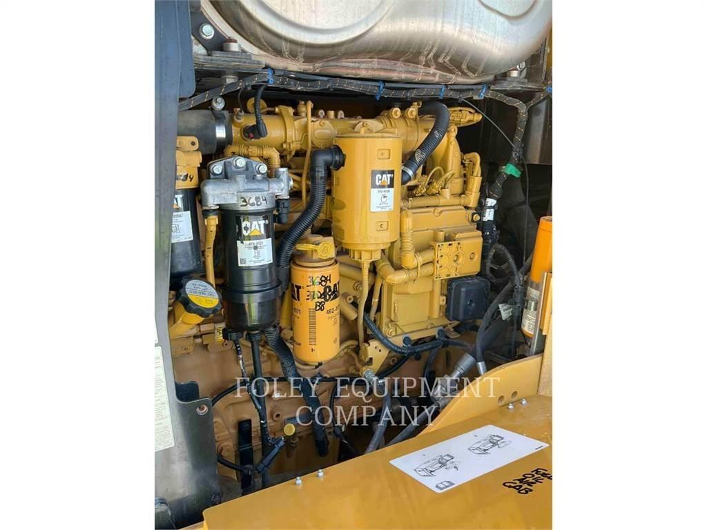 CAT 938M Naudoti ratiniai krautuvai