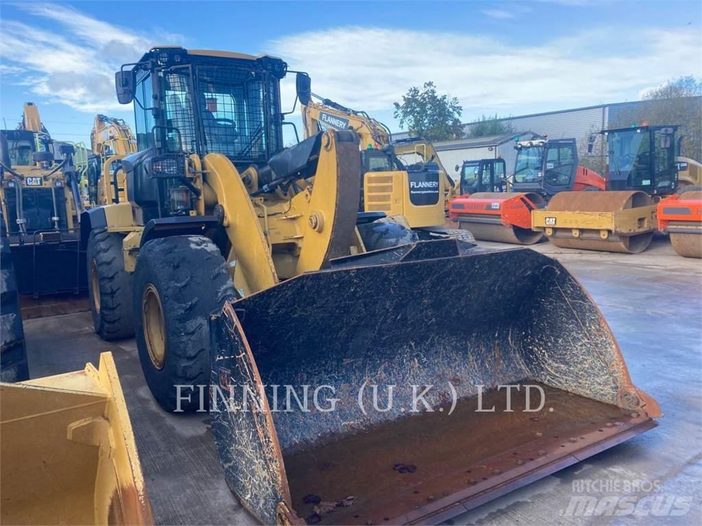 CAT 938M Naudoti ratiniai krautuvai
