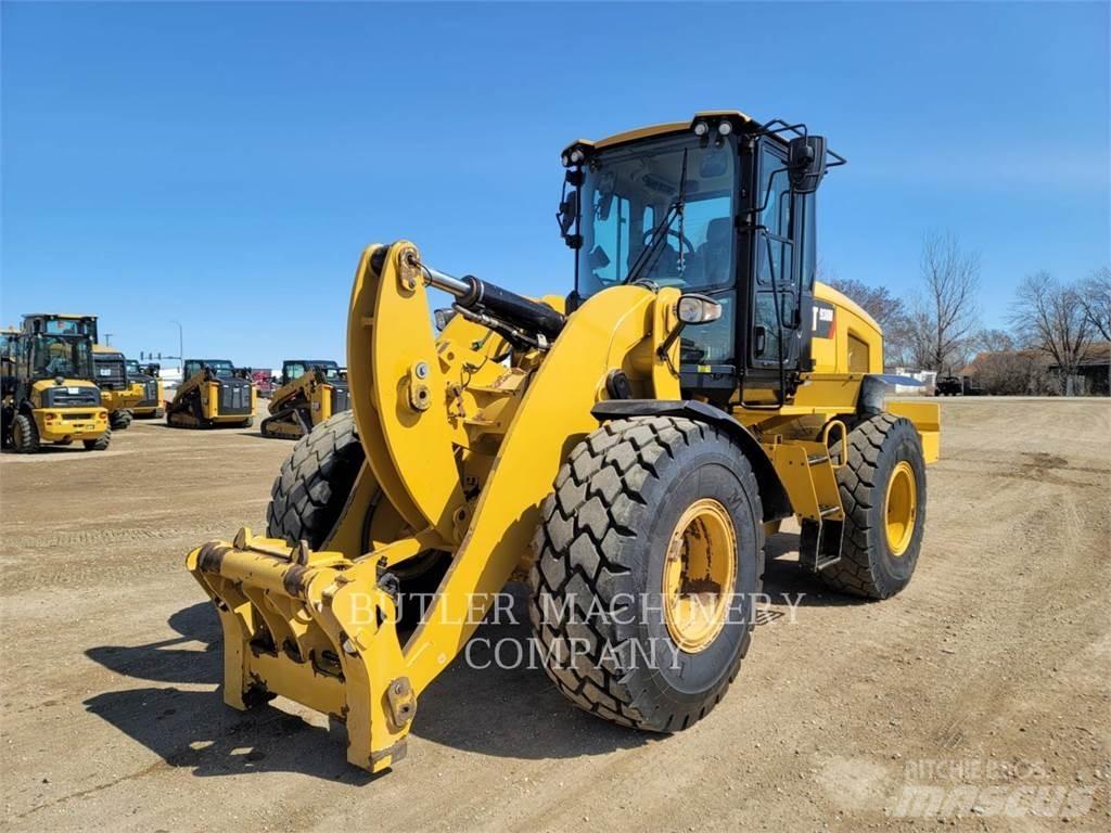 CAT 938M Naudoti ratiniai krautuvai