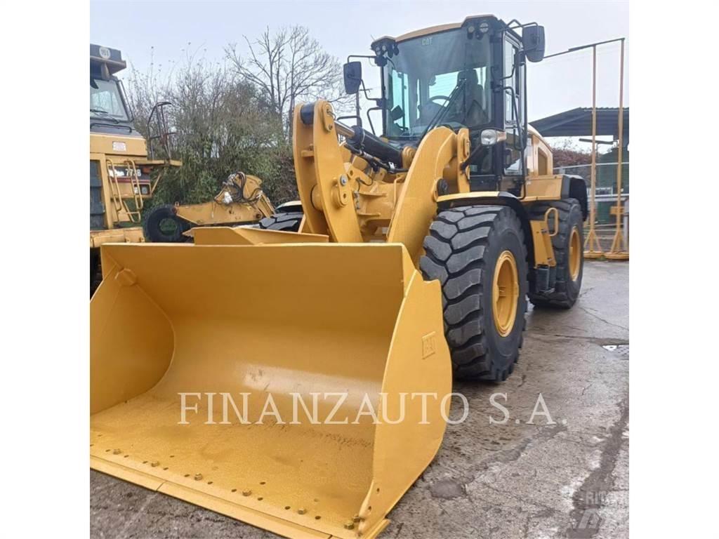 CAT 938M Naudoti ratiniai krautuvai