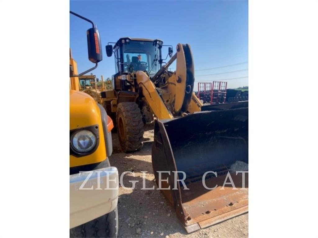 CAT 938M Naudoti ratiniai krautuvai