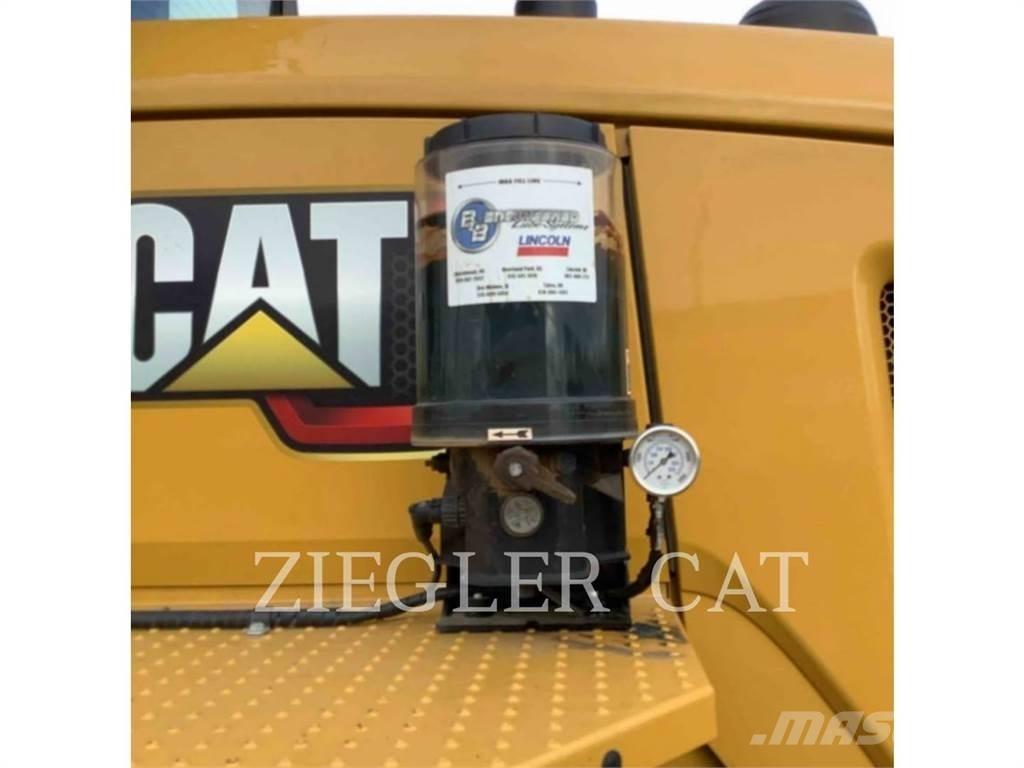 CAT 938M Naudoti ratiniai krautuvai