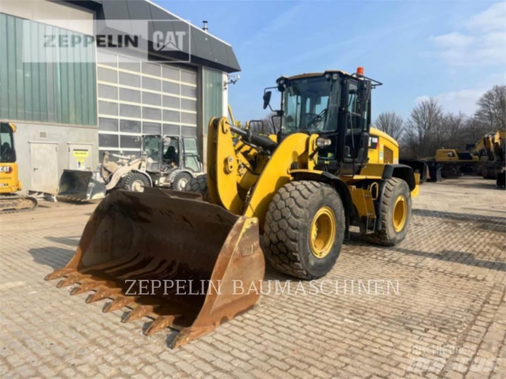 CAT 938M Naudoti ratiniai krautuvai