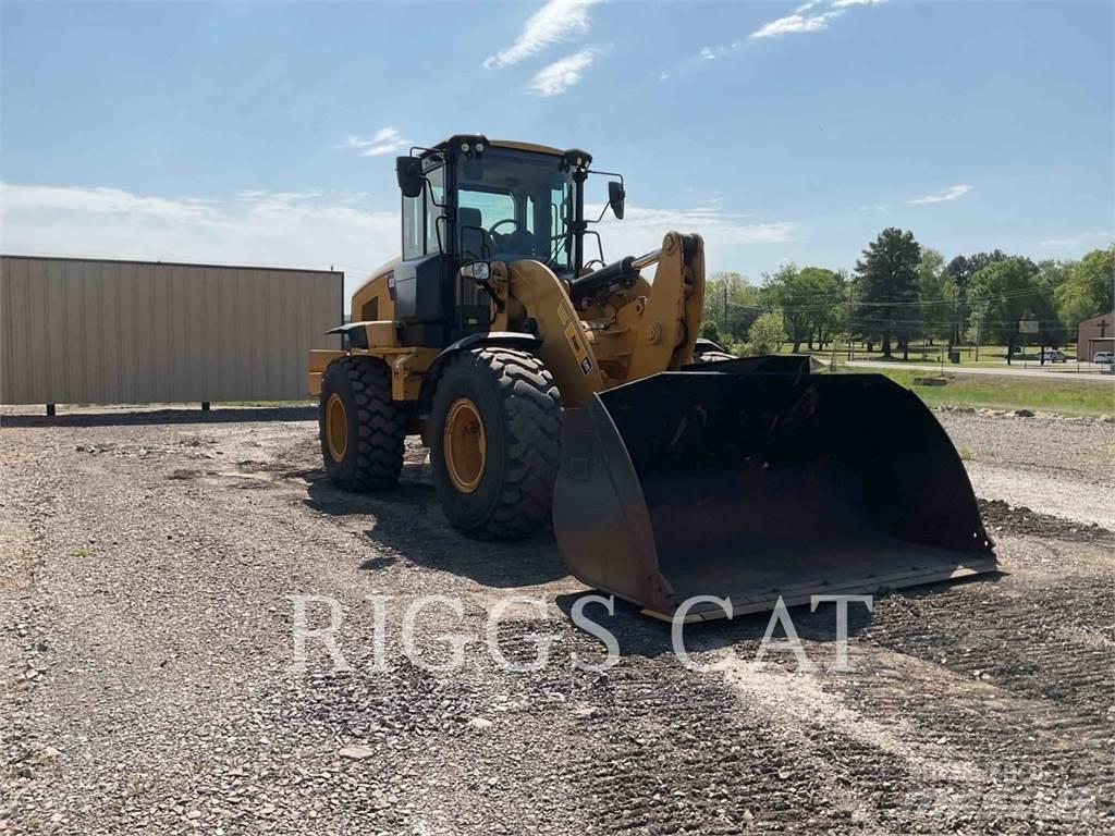 CAT 938M Naudoti ratiniai krautuvai