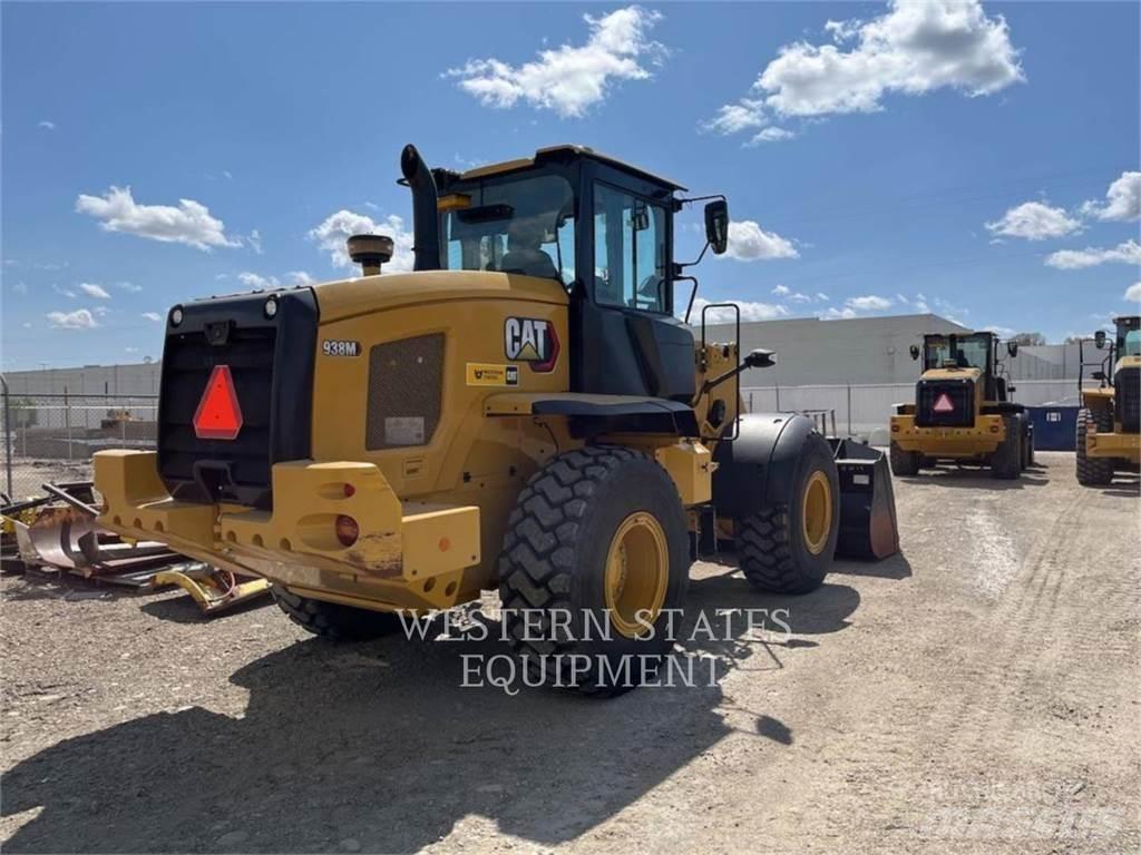 CAT 938M Naudoti ratiniai krautuvai