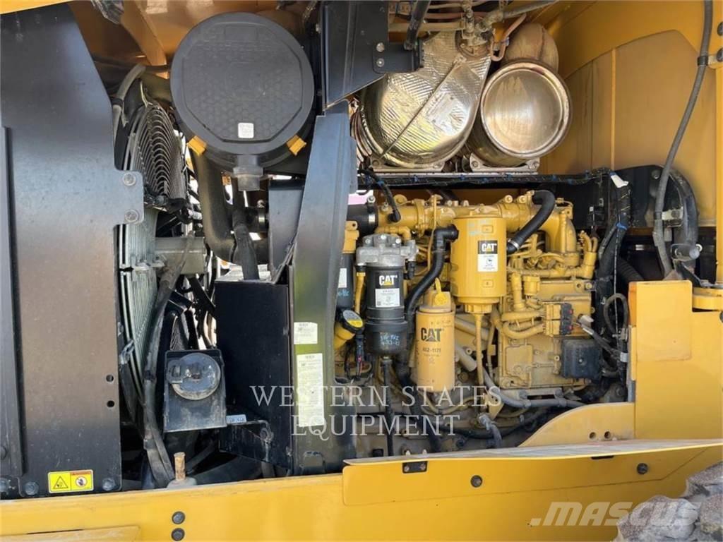 CAT 938M Naudoti ratiniai krautuvai