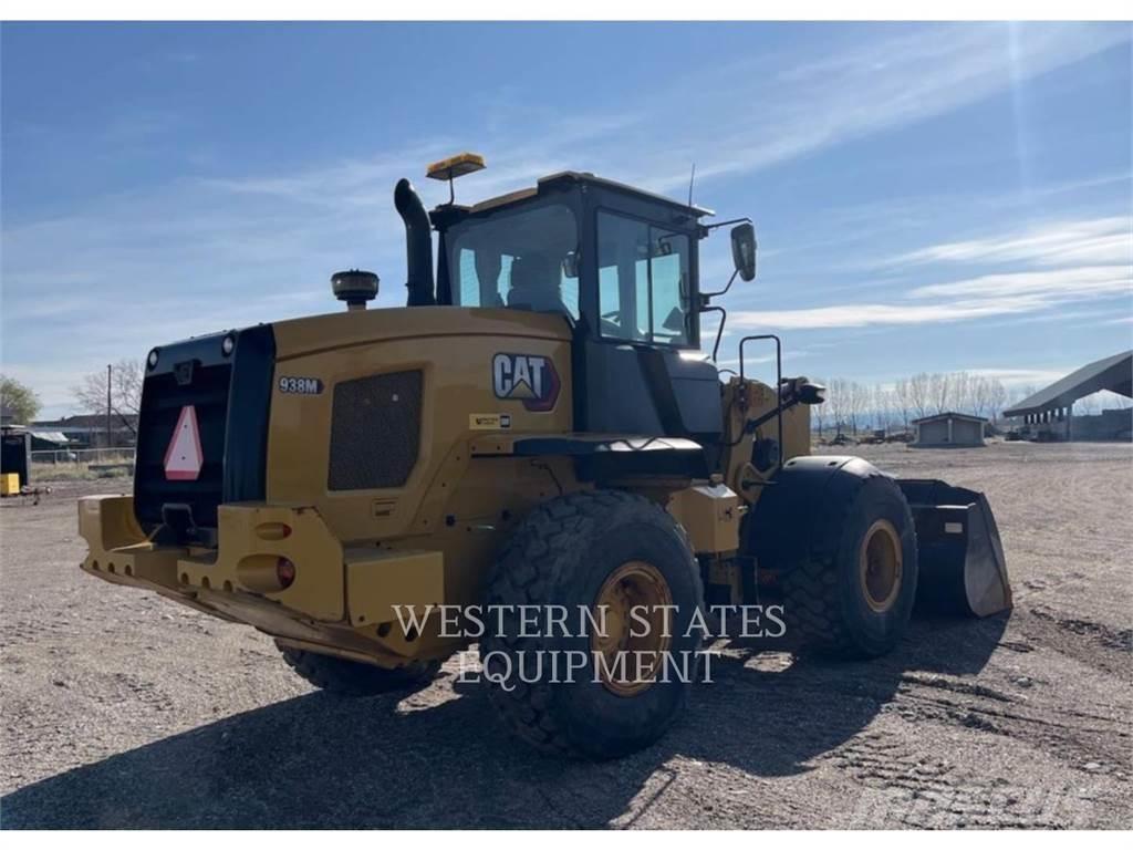CAT 938M Naudoti ratiniai krautuvai