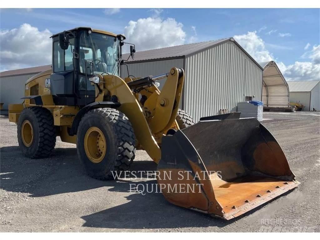 CAT 938M Naudoti ratiniai krautuvai