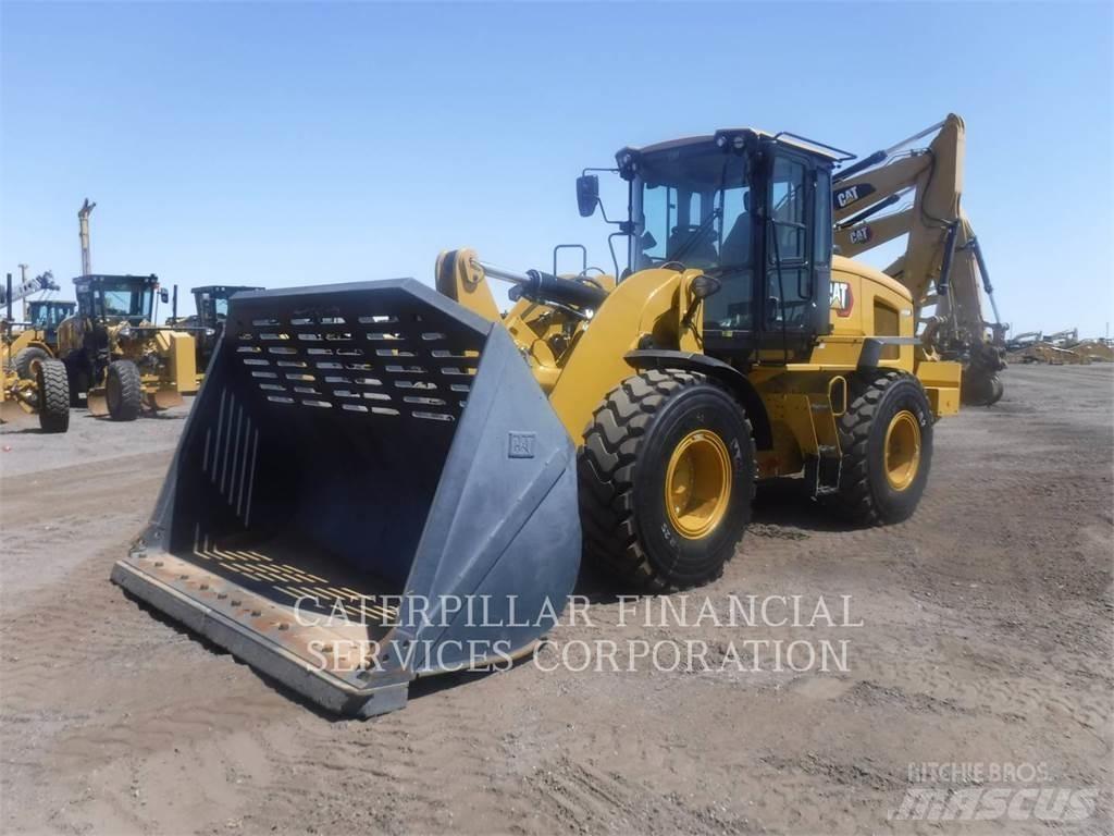 CAT 938M Naudoti ratiniai krautuvai