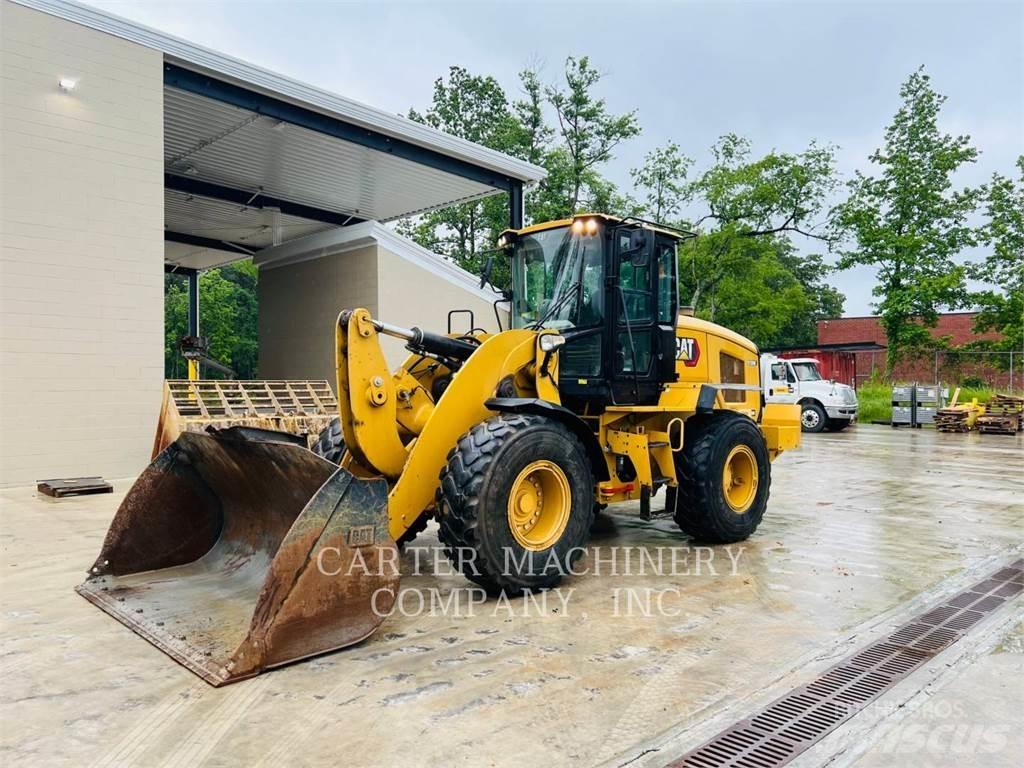 CAT 938M Naudoti ratiniai krautuvai