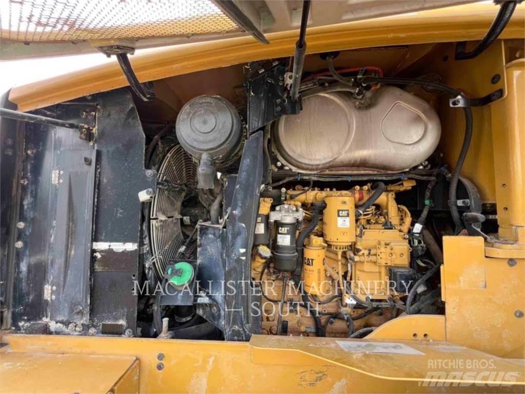 CAT 938M Naudoti ratiniai krautuvai
