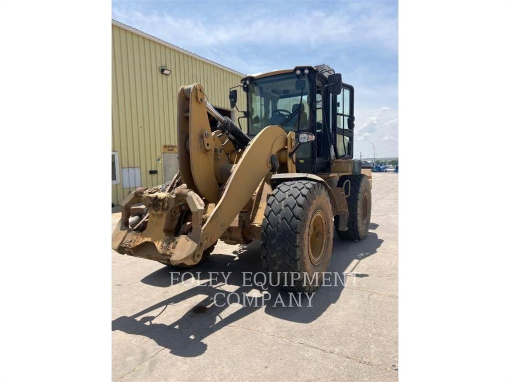 CAT 938M Naudoti ratiniai krautuvai