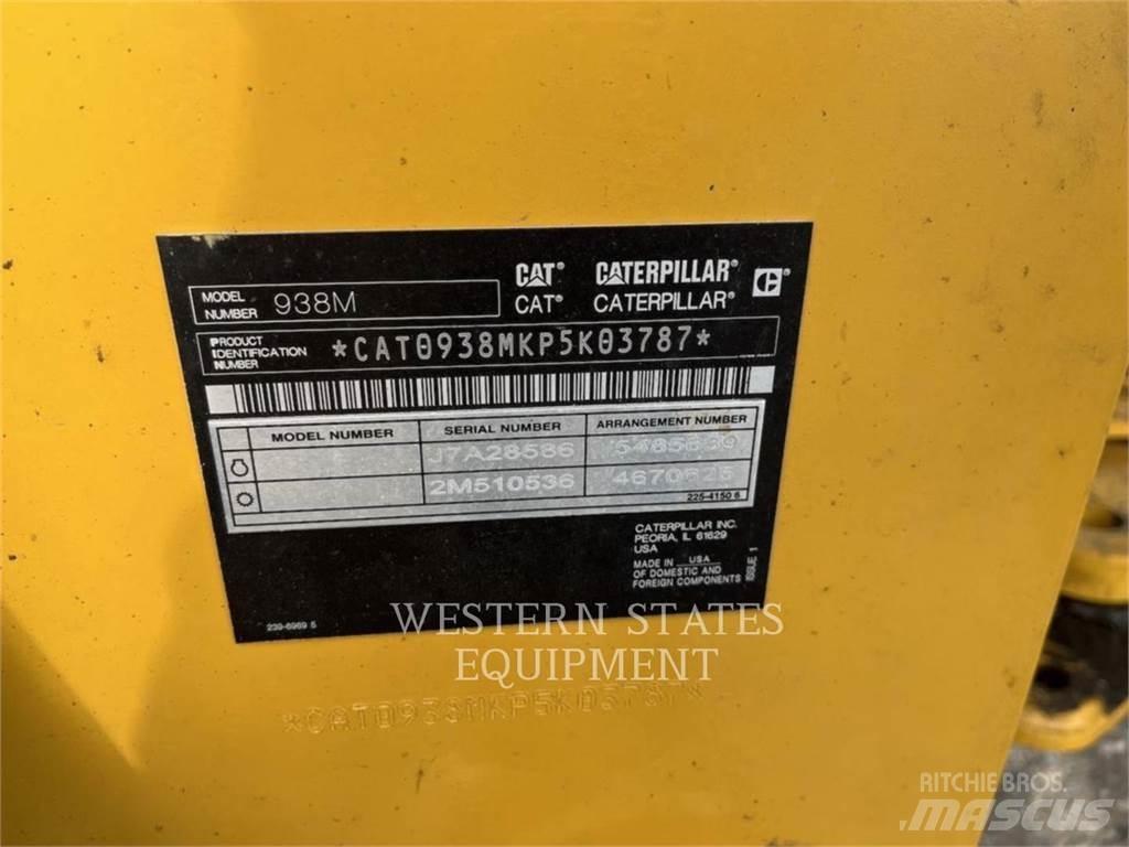 CAT 938M Naudoti ratiniai krautuvai