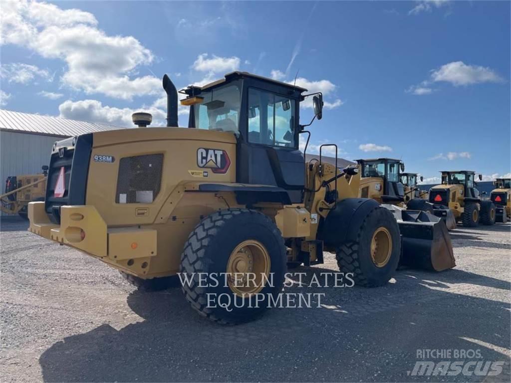 CAT 938M Naudoti ratiniai krautuvai